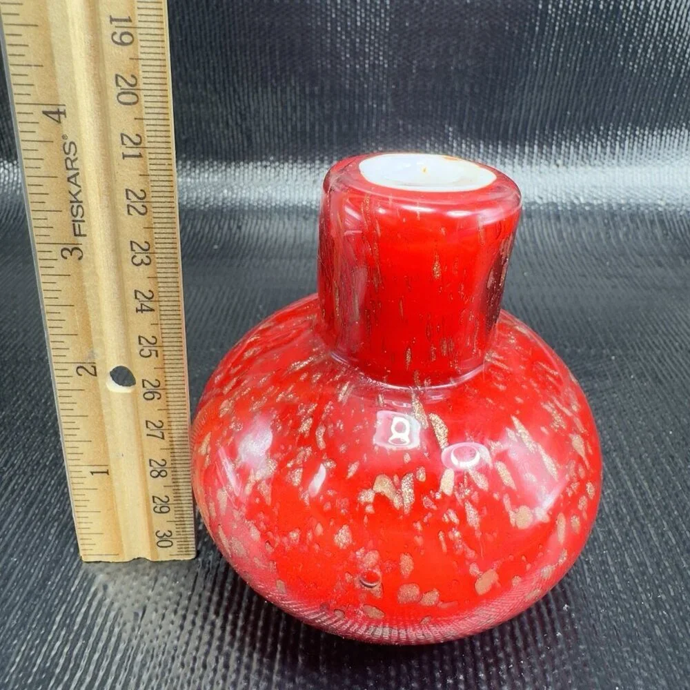 Pier 1 Chunky Heavy Art Glass Bud Vase Round Bottom Red With‎ Flecks Glass Vase